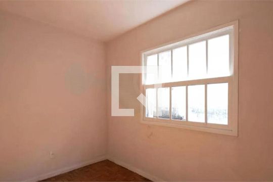 Casa à venda com 2 quartos, 85m² em Vila Olímpia, São Paulo
