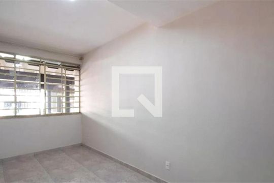 Casa à venda com 2 quartos, 85m² em Vila Olímpia, São Paulo