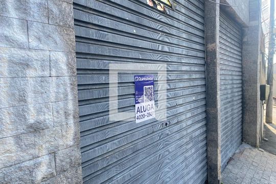 Fachada e Placa de apartamento para alugar com 2 quartos, 50m² em Jardim Guanabara, Rio de Janeiro