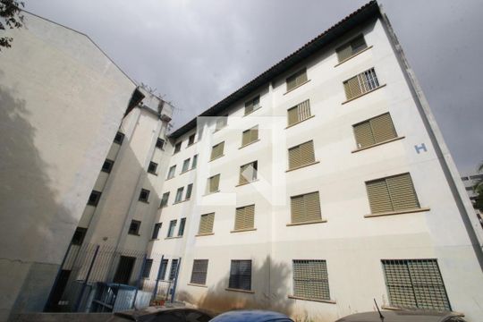 Fachada do bloco de apartamento à venda com 2 quartos, 52m² em Padroeira, Osasco