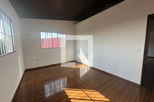 Quarto 2 de casa para alugar com 2 quartos, 48m² em Jardim Julio, Barueri