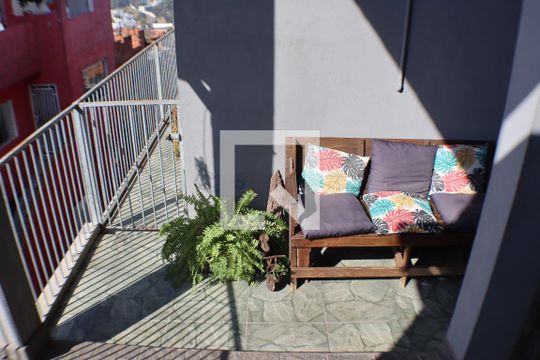 Quintal de casa para alugar com 2 quartos, 48m² em Jardim Julio, Barueri