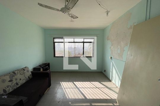 Quarto 1 de casa à venda com 5 quartos, 330m² em Jardim Ester, São Paulo