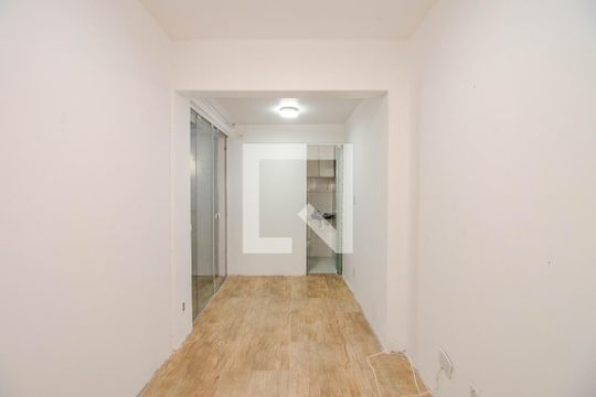 Suíte 2 de casa de condomínio para alugar com 3 quartos, 77m² em Humaitá, Porto Alegre
