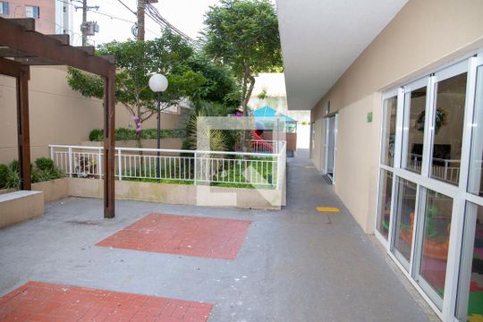 Área comum de apartamento para alugar com 2 quartos, 45m² em Canhema, Diadema