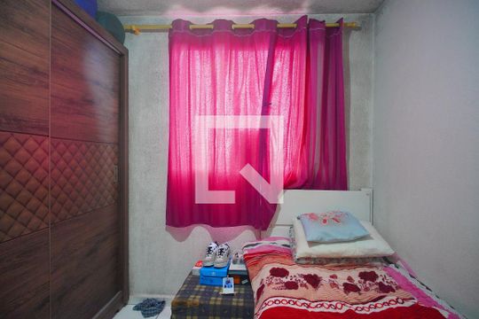 Quarto 2 de apartamento para alugar com 2 quartos, 54m² em Campina, São Leopoldo