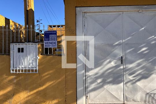 Fachada de casa à venda com 3 quartos, 120m² em São Miguel, São Leopoldo