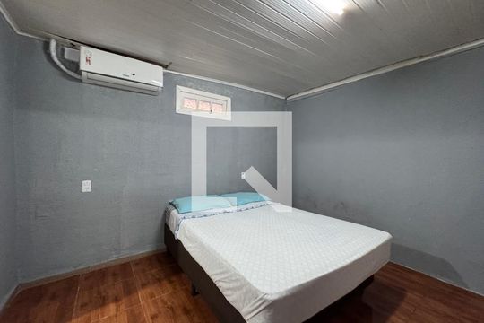 Quarto de casa à venda com 3 quartos, 120m² em São Miguel, São Leopoldo