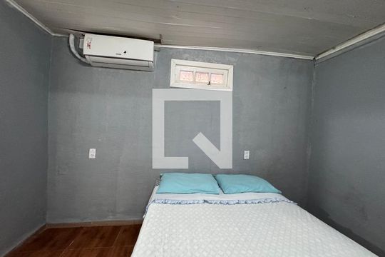 Quarto de casa à venda com 3 quartos, 120m² em São Miguel, São Leopoldo