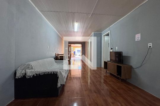 Sala de casa à venda com 3 quartos, 120m² em São Miguel, São Leopoldo