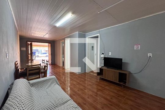 Sala de casa à venda com 3 quartos, 120m² em São Miguel, São Leopoldo