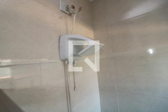 Banheiro da Suíte 1 de casa de condomínio à venda com 2 quartos, 123m² em Vila Santa Clara, São Paulo
