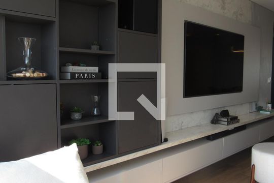 Sala de apartamento à venda com 2 quartos, 61m² em Km 18, Osasco