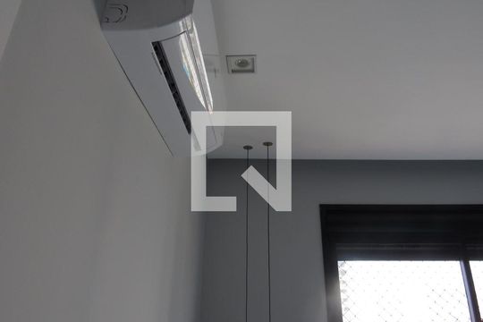 Suíte Principal de apartamento à venda com 2 quartos, 61m² em Km 18, Osasco