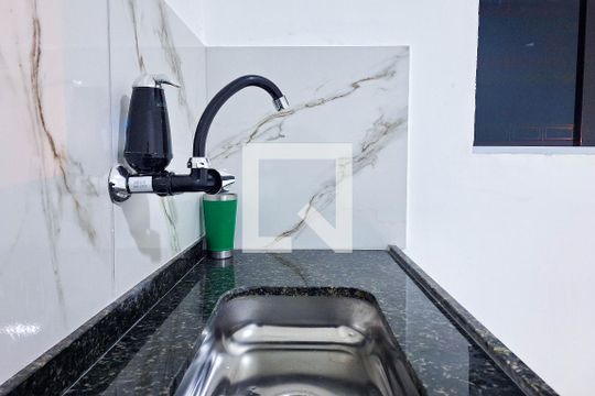 Cozinha de casa à venda com 1 quarto, 21m² em São Lourenço, Niterói
