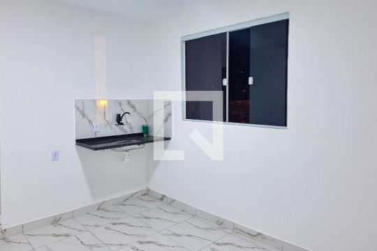 Cozinha de casa à venda com 1 quarto, 21m² em São Lourenço, Niterói