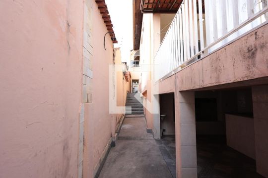 Quintal de casa para alugar com 3 quartos, 180m² em São Gabriel, Belo Horizonte