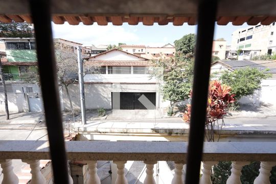 Quarto 1 Varanda de casa para alugar com 3 quartos, 180m² em São Gabriel, Belo Horizonte