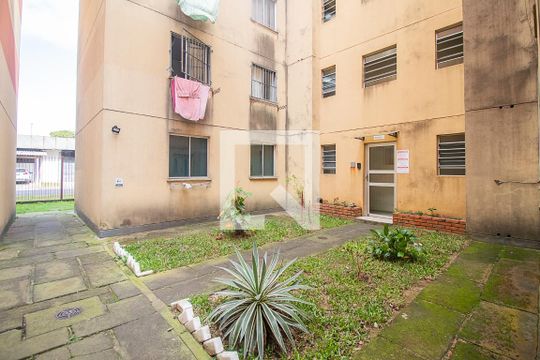 Entrada de apartamento à venda com 2 quartos, 40m² em Partenon, Porto Alegre