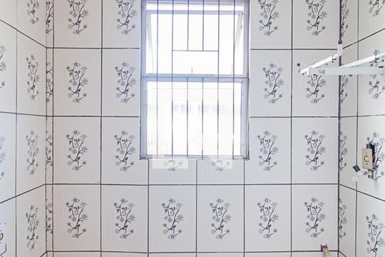 Cozinha de apartamento à venda com 2 quartos, 40m² em Partenon, Porto Alegre