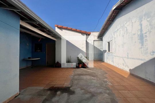 Quintal de casa à venda com 3 quartos, 200m² em Jardim Conceição, Campinas