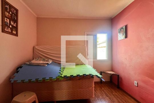 Quarto 1 de casa à venda com 3 quartos, 200m² em Jardim Conceição, Campinas