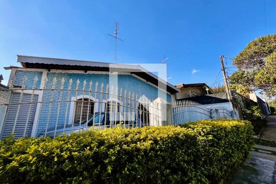 Fachada de casa à venda com 3 quartos, 200m² em Jardim Conceição, Campinas
