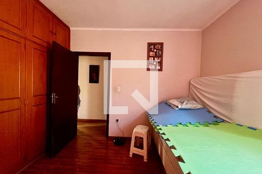 Quarto 1 de casa à venda com 3 quartos, 200m² em Jardim Conceição, Campinas