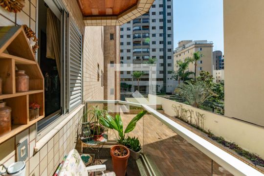 Varanda da Suíte 1 de apartamento à venda com 4 quartos, 230m² em Buritis, Belo Horizonte