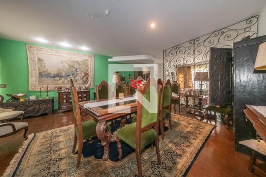 Sala de casa à venda com 4 quartos, 400m² em Jardim da Saúde, São Paulo