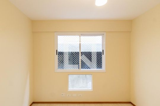 Quarto 2 de apartamento para alugar com 2 quartos, 70m² em Jardim Botânico, Rio de Janeiro
