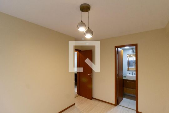 Suíte de apartamento para alugar com 2 quartos, 70m² em Jardim Botânico, Rio de Janeiro