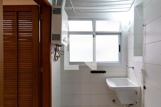 Área de Serviço de apartamento para alugar com 2 quartos, 70m² em Jardim Botânico, Rio de Janeiro