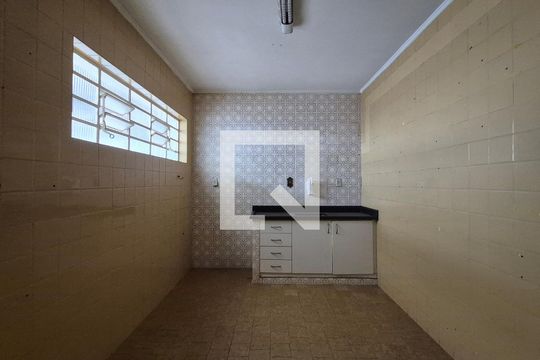 Cozinha de casa para alugar com 3 quartos, 249m² em Vila Scarpelli, Santo André