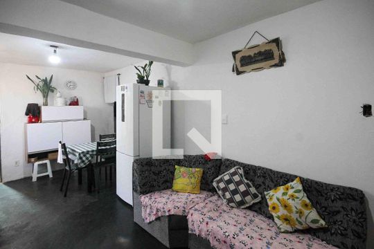 Sala de casa para alugar com 4 quartos, 190m² em Vila Ema, São Paulo