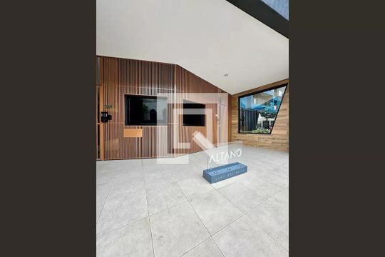 Fachada e portaria de apartamento para alugar com 1 quarto, 43m² em Vila Rosalia, Guarulhos