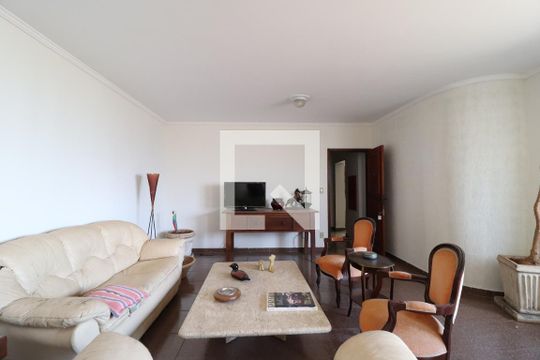 Sala de apartamento para alugar com 3 quartos, 170m² em Saraiva, Uberlândia