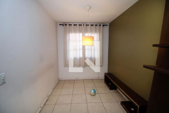 Sala de casa à venda com 3 quartos, 93m² em Penha Circular, Rio de Janeiro
