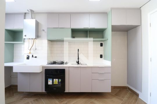 Cozinha de apartamento à venda com 2 quartos, 37m² em Água Branca, São Paulo