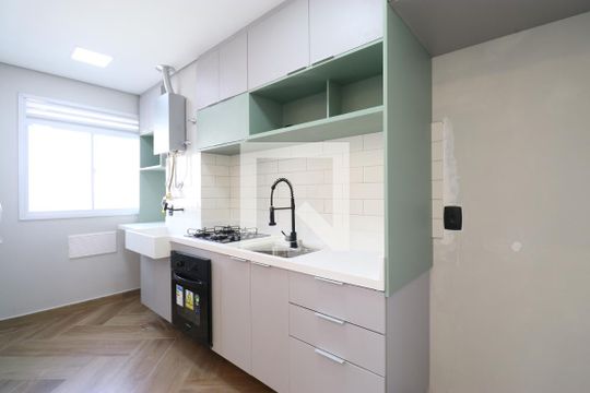 Cozinha de apartamento à venda com 2 quartos, 37m² em Água Branca, São Paulo
