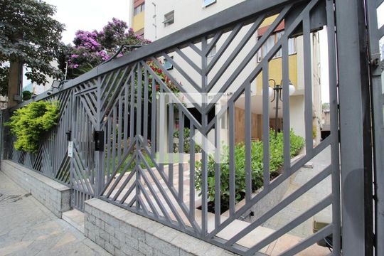 Fachada e Portaria de apartamento à venda com 2 quartos, 82m² em Vila Olímpia, São Paulo