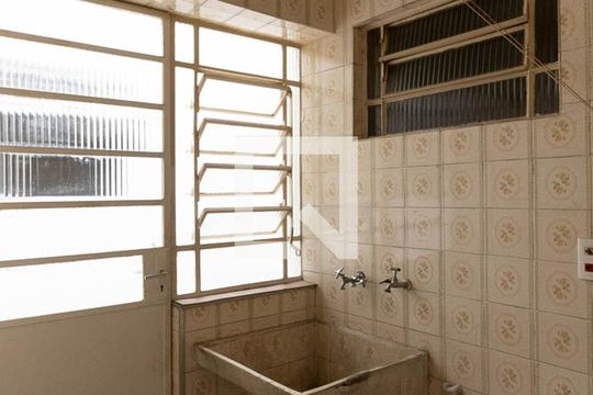 Área de Serviço de casa à venda com 3 quartos, 150m² em Vila Gumercindo, São Paulo