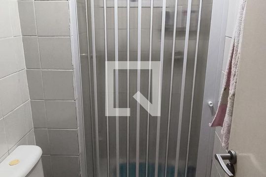 Banheiro de apartamento à venda com 2 quartos, 50m² em Jardim Norma, São Paulo