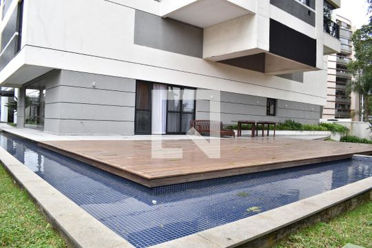 Área comum de apartamento para alugar com 1 quarto, 84m² em Juvevê, Curitiba