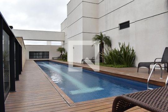 Área comum - Piscina de apartamento para alugar com 1 quarto, 84m² em Juvevê, Curitiba