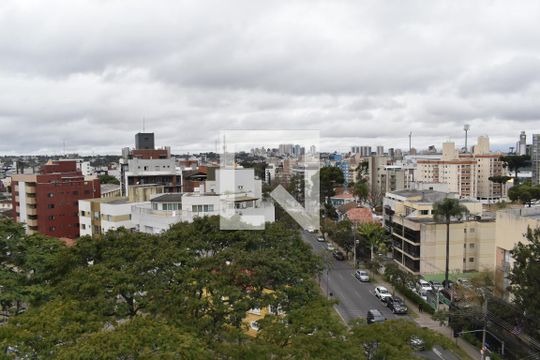 Vista da Copa de apartamento para alugar com 1 quarto, 84m² em Juvevê, Curitiba