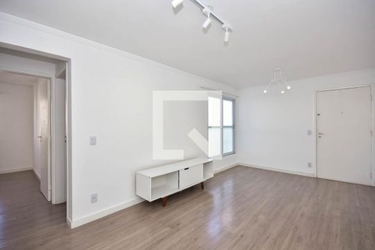 Apartamento para alugar com 2 quartos, 60m² em Parque Reboucas, São Paulo