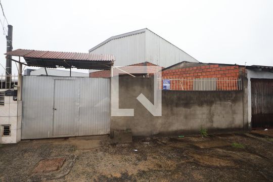Fachada de casa à venda com 3 quartos, 84m² em Mato Grande, Canoas