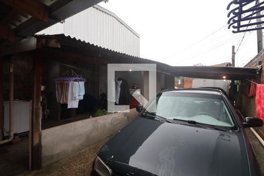 Área externa de casa à venda com 3 quartos, 84m² em Mato Grande, Canoas