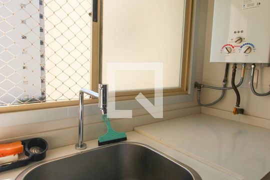 Área de Serviço de apartamento à venda com 3 quartos, 100m² em Vila Suzana, São Paulo